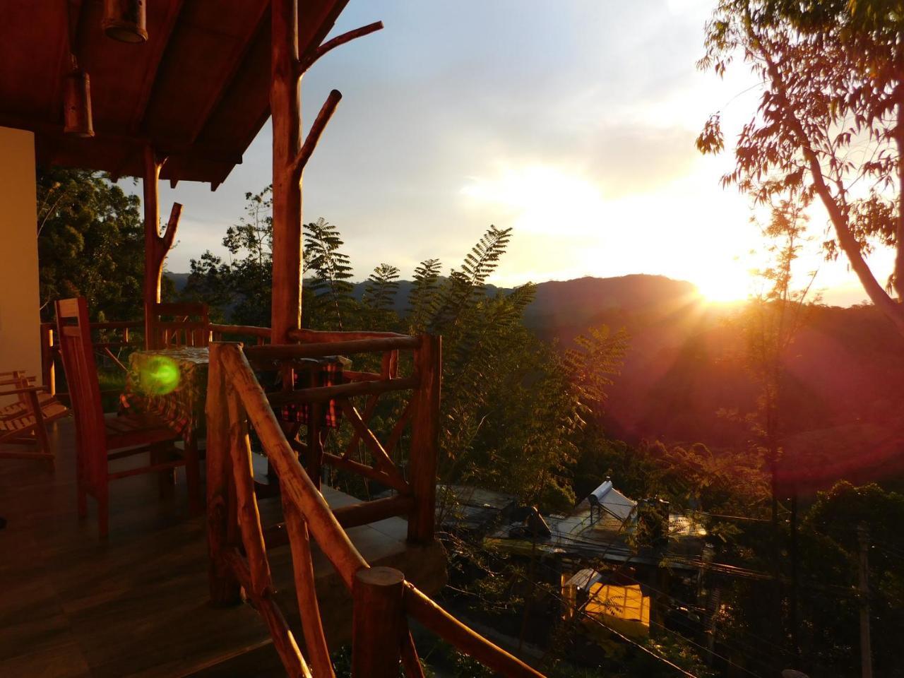 Sunlit Cottage Ella Bagian luar foto